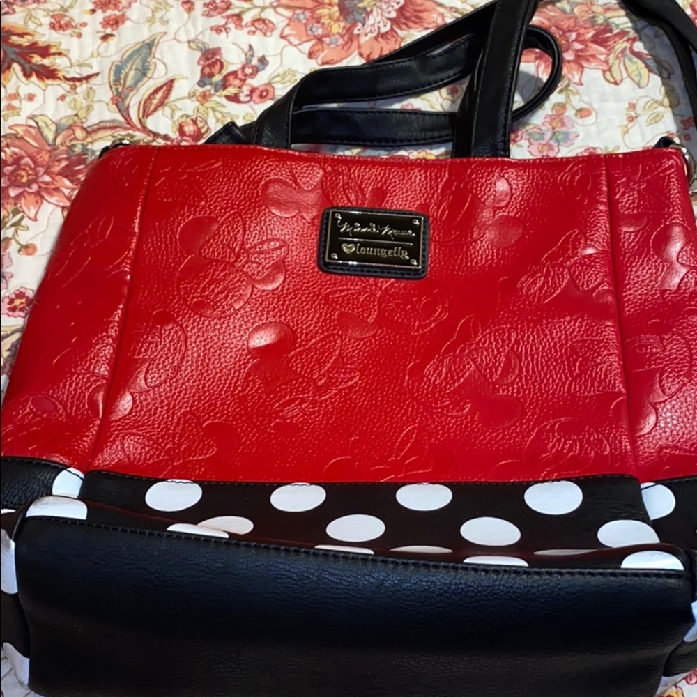 loungefly Minnie Mouse crossbody with handles
